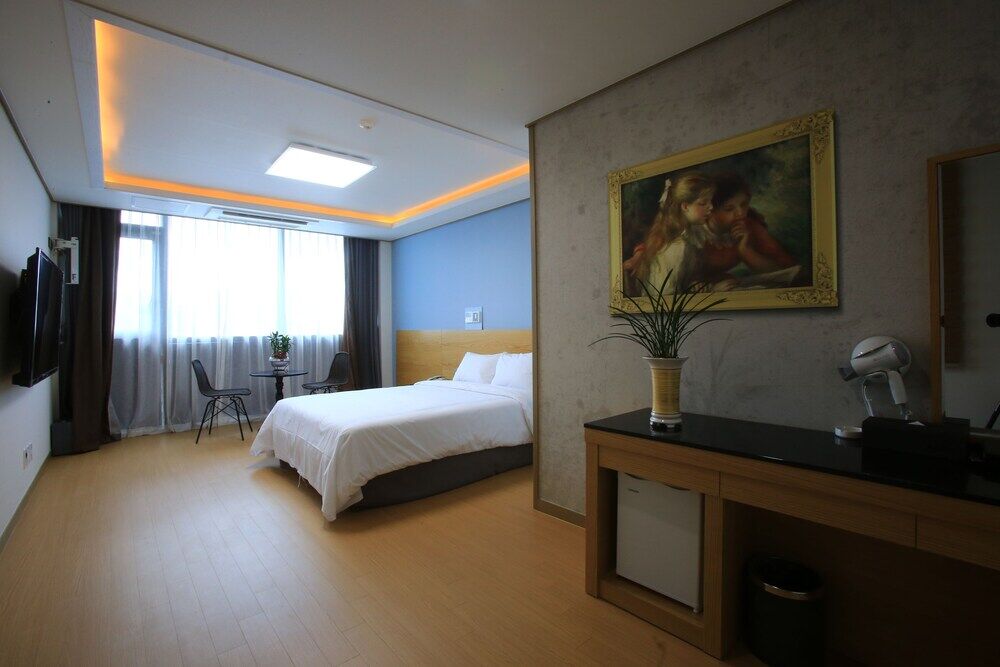 Jeju Line Hotel Zewnętrze zdjęcie